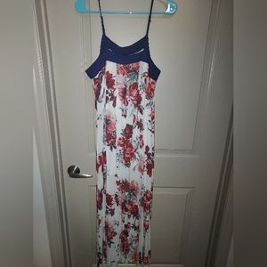 Xhileratiion White and Red Floral Maxi